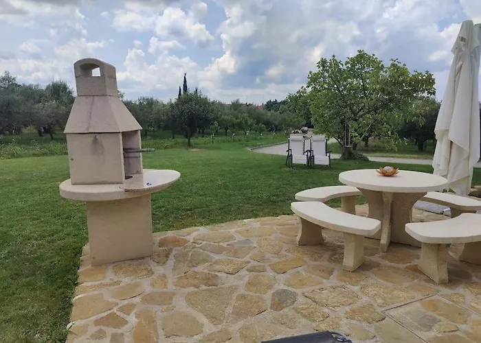 Apartma Valce Згорнье-Шкофье